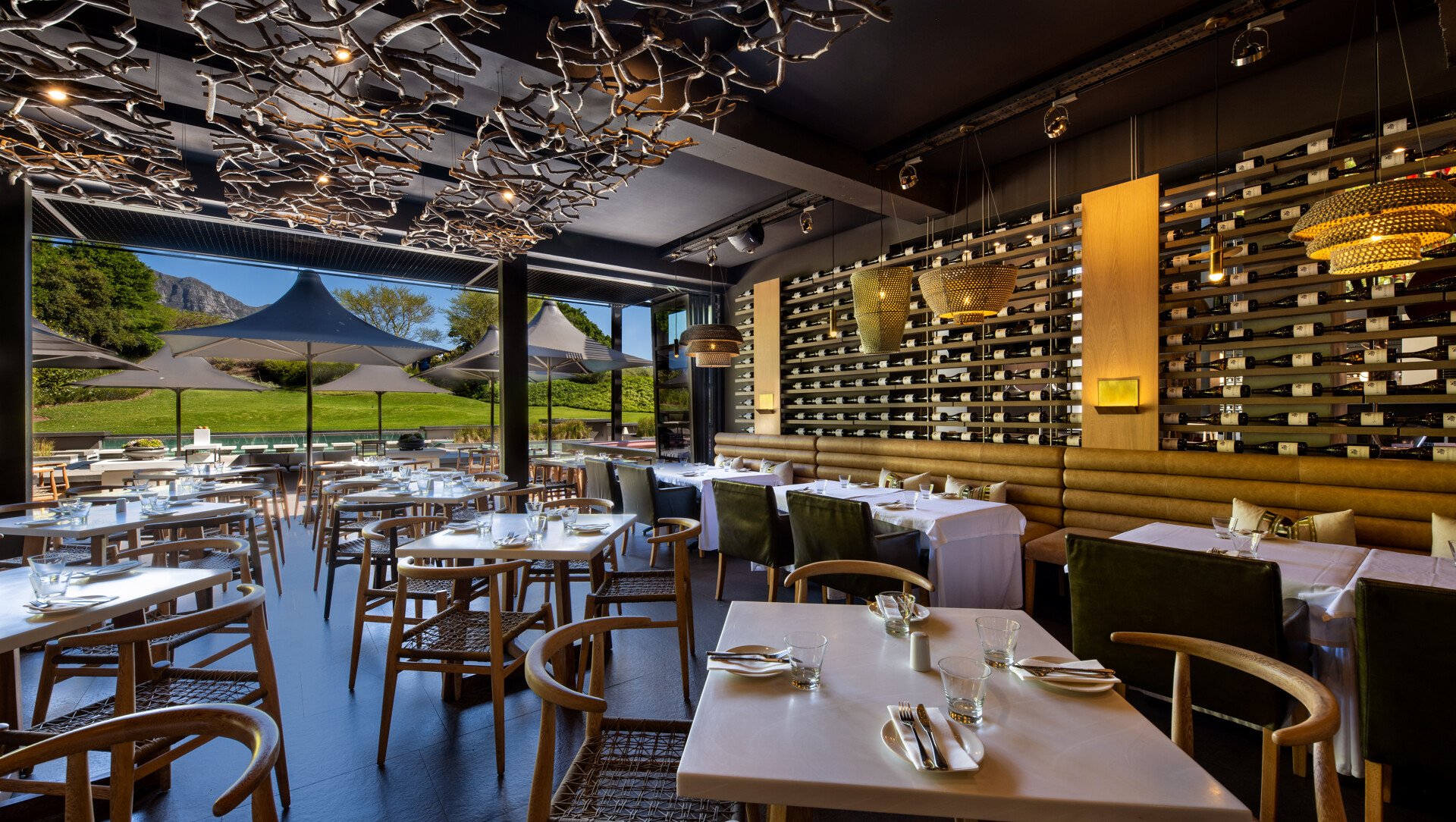 Bistro Sixteen Interieur